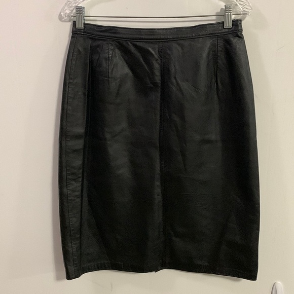Black Leather Midi Pencil Skirt Size 12 unbranded made in Argentina - Picture 1 of 3